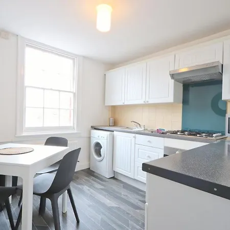 דירה Hotwell Road Fantastic 2 Bedroom Flat בריסטול